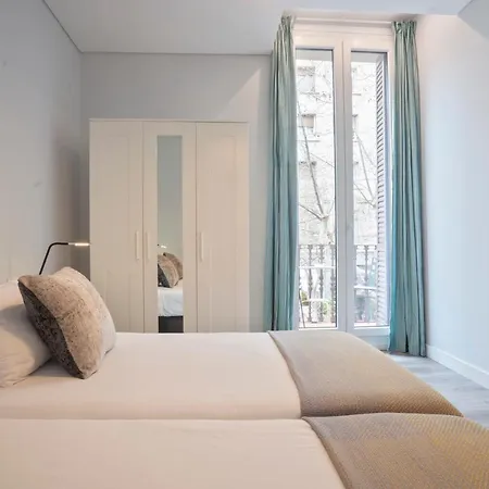 Apartment Eixample *