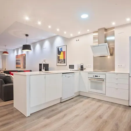 Eixample Apartment *